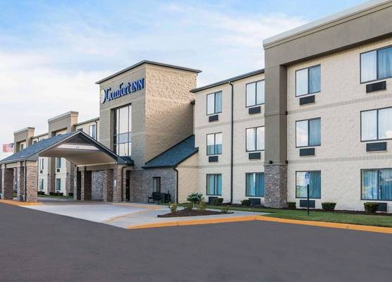 Comfort Inn Metro Airport 1