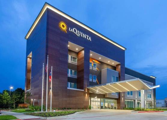 La Quinta by Wyndham Dallas Duncanville 1