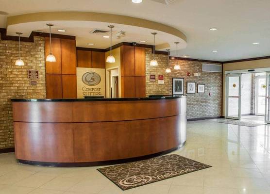 Comfort Suites Southport 1
