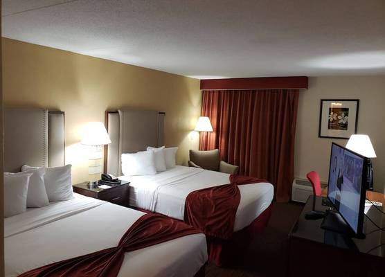 A Victory Hotel & Suites 1