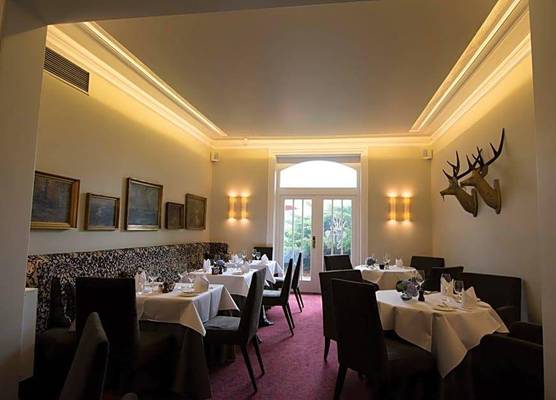 Romantik Hotel Jagdhaus Waldfrieden 1