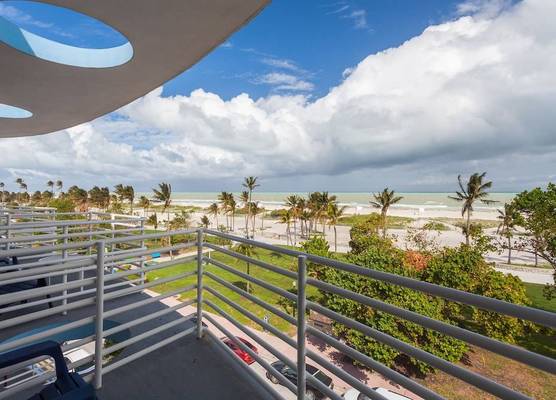 Strand Ocean Drive Suites 1