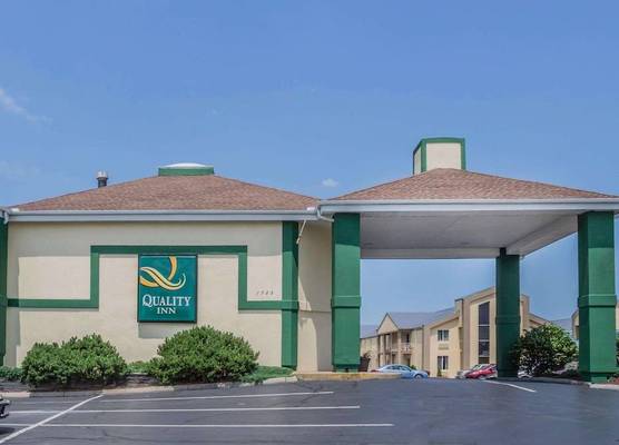 Quality Inn Port Clinton Waterfront 1