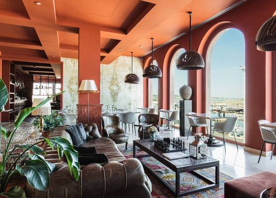 SeePort Hotel 1