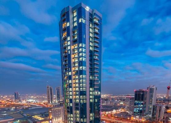 S Plaza Suites Hotel 1
