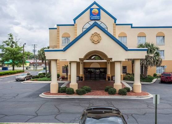 Comfort Inn & Suites FtJackson Maingate 1