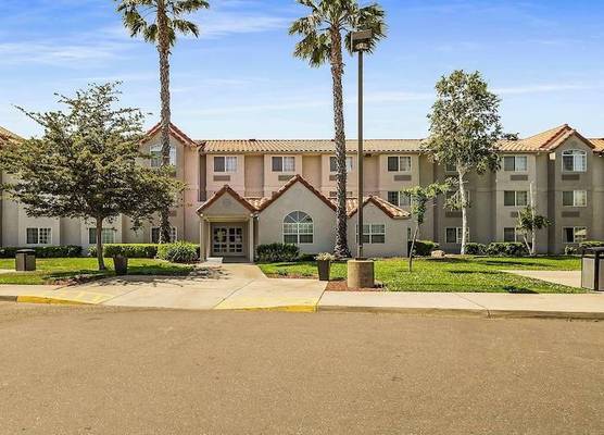 SureStay Plus Hotel by Best Western Rocklin 1