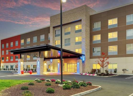 Holiday Inn Express & Suites MIDDLETOWN - GOSHEN by IHG 1