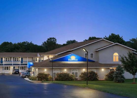 Days Inn by Wyndham Middletown/Newport Area 1