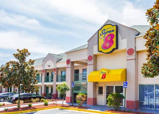 Super 8 1