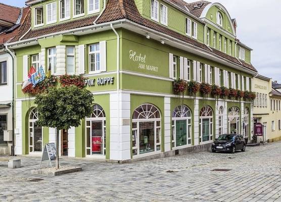 Hotel Garni am Markt - Businesshotel - Frühstücksbuffet - Fahrradabstellplatz - Hunde willkommen 1