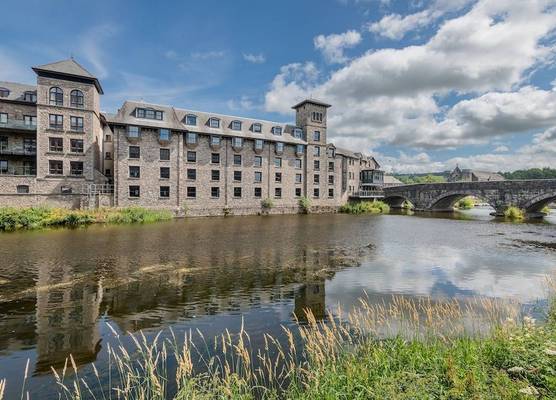 The Riverside 1