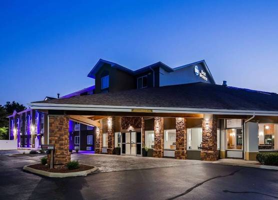 Best Western DeWitt 1