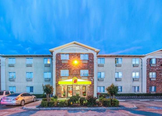 Super 8 by Wyndham McKinney/Plano Area 1