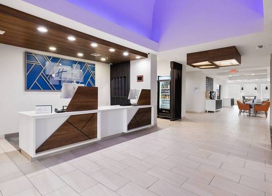 Holiday Inn Express & Suites KINGSVILLE by IHG 1