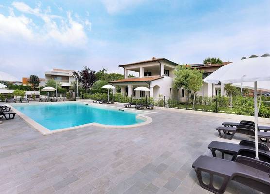 RESIDENCE FIORE ROSSO 1