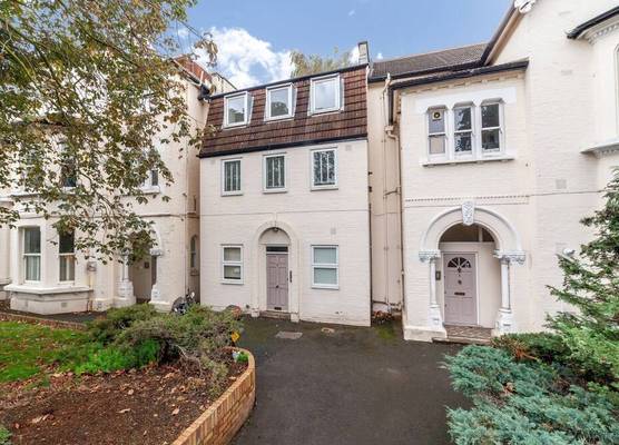The Wandsworth Flat 1