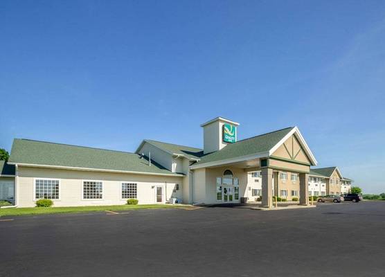 Quality Inn Mineral Point 1