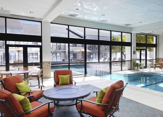 Courtyard by Marriott Dallas Arlington Entertainment District 1