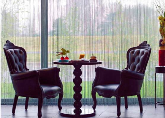 Standing Hotel Suites 1