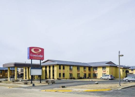 Econo Lodge Inn & Suites Wisconsin Dells 1