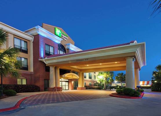 Holiday Inn Express & Suites WHARTON by IHG 1