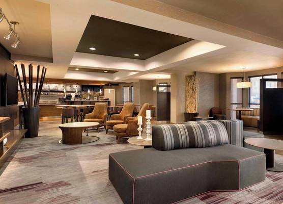 Courtyard by Marriott Bloomington Normal 1