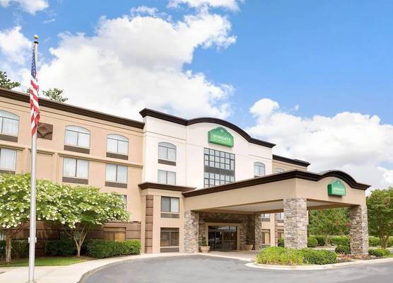 Wingate by Wyndham Raleigh Durham / Airport 1