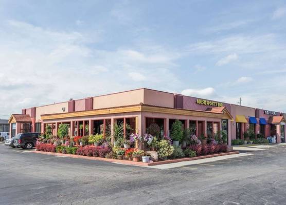 Days Inn by Wyndham West Allis/Milwaukee 1