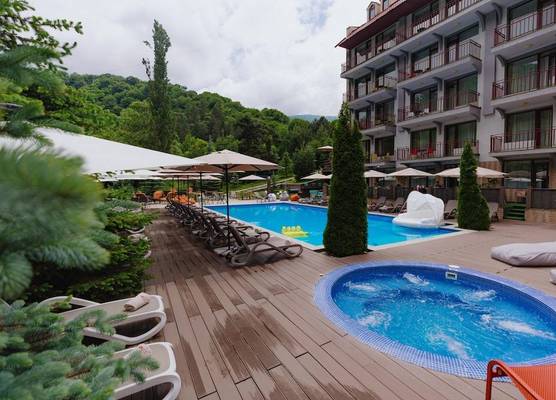 Best Western Plus Paradise Hotel Dilijan 1