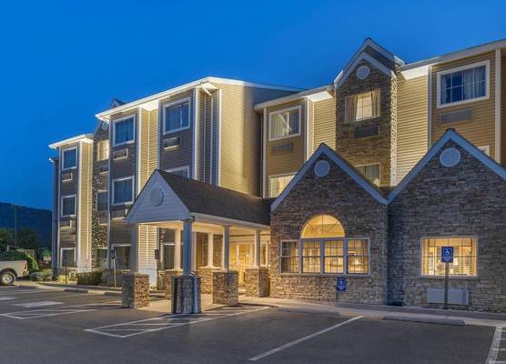 SureStay Plus Hotel by Best Western Keyser 1