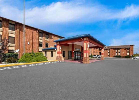 Travelodge by Wyndham Winchester 1