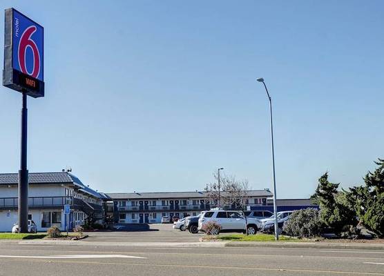 Motel 6 Eureka, CA – Redwood Coast 1