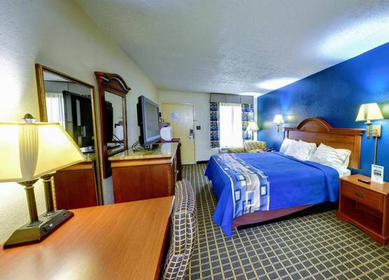 Dahlonega Mountain Inn 1