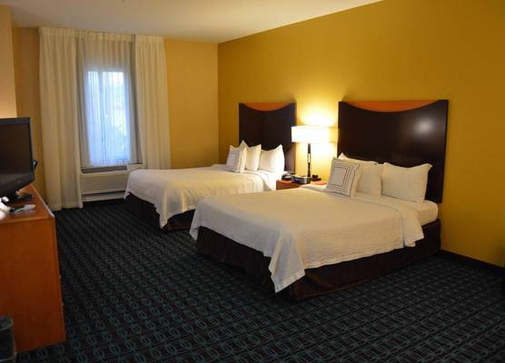 Fairfield Inn & Suites Houston Channelview 1