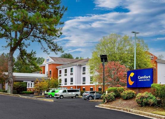 Comfort Inn & Suites Buford near Mall of Georgia 1