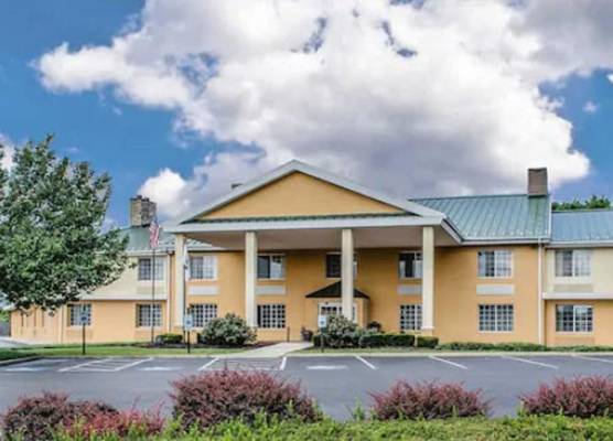 Baymont by Wyndham Harrisburg 1