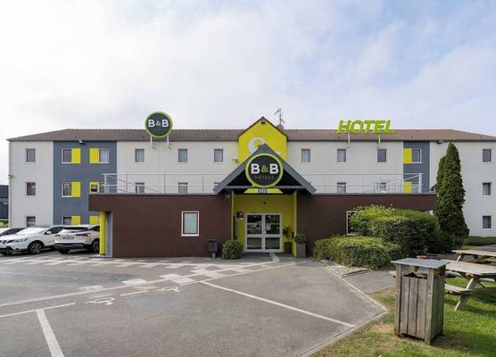 B&B HOTEL Calais Centre St Pierre 1