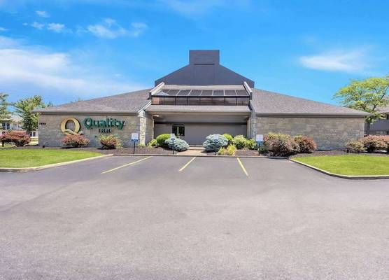 Quality Inn Middleburg Heights near Cleveland Airport 1