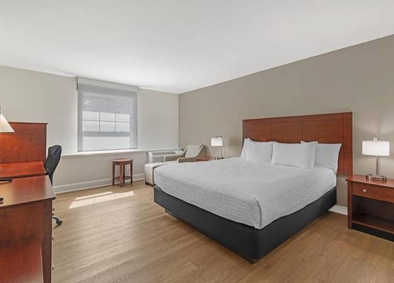 Best Western Plus Brunswick Bath 1