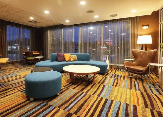Fairfield Inn & Suites by Marriott Madison Verona 1