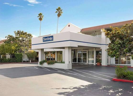 Travelodge by Wyndham Monterey Bay 1