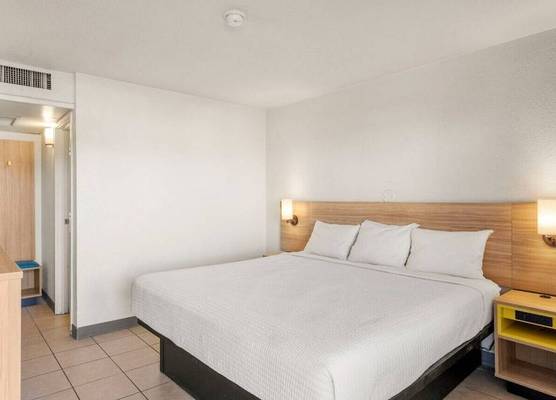 Days Inn by Wyndham Wheat Ridge - Denver West 1