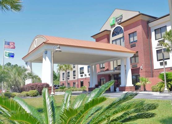 Holiday Inn Express & Suites PENSACOLA W I-10 by IHG 1