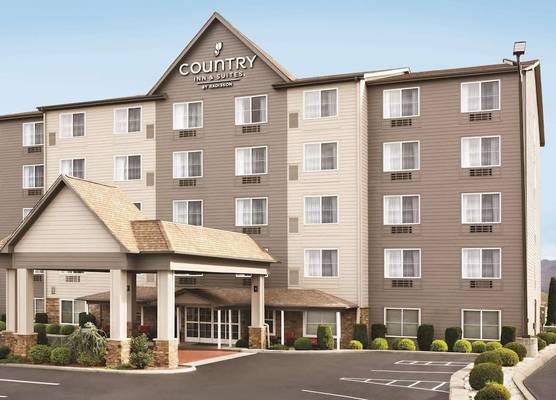 Country Inn & Suites by Radisson, Wytheville, VA 1