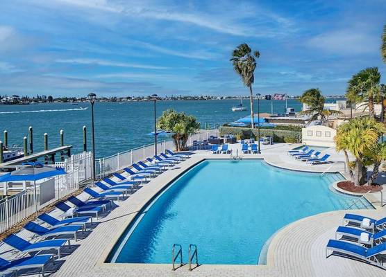 Courtyard by Marriott St. Petersburg Clearwater/Madeira Beach 1
