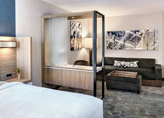 SpringHill Suites by Marriott Cleveland Independence 1