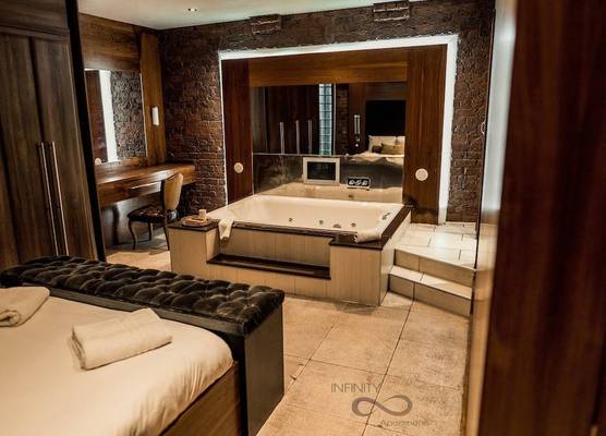 Infinity Liverpool Midweek Stays 1