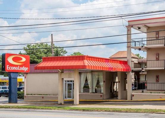 Econo Lodge Atlanta College Park 1