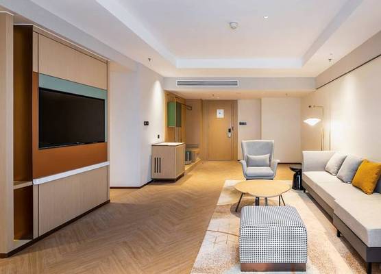 Holiday Inn Chongqing Guanyinqiao by IHG 1